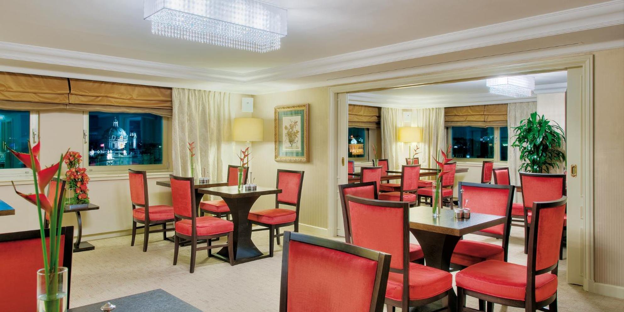 Intercontinental By Ihg 5*